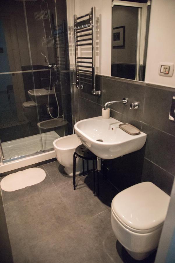 Beautiful And Spacious Apartment Next To Termini 10 Minutes From Coliseum Exterior foto
